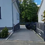 Theferienwohnungen Mit Balkon Oder Terrasse 아파트 *
