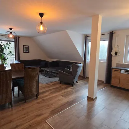 Daire Theferienwohnungen Mit Balkon Oder Terrasse *